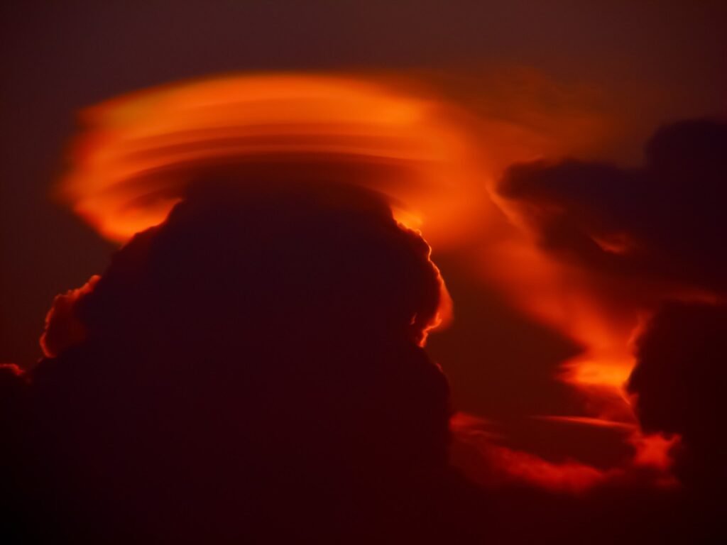 clouds, sky, sunset, dusk, dark, red sky, cloudy, lenticular cloud, altocumulus lenticularis, nature, red sky, red sky, red sky, red sky, red sky